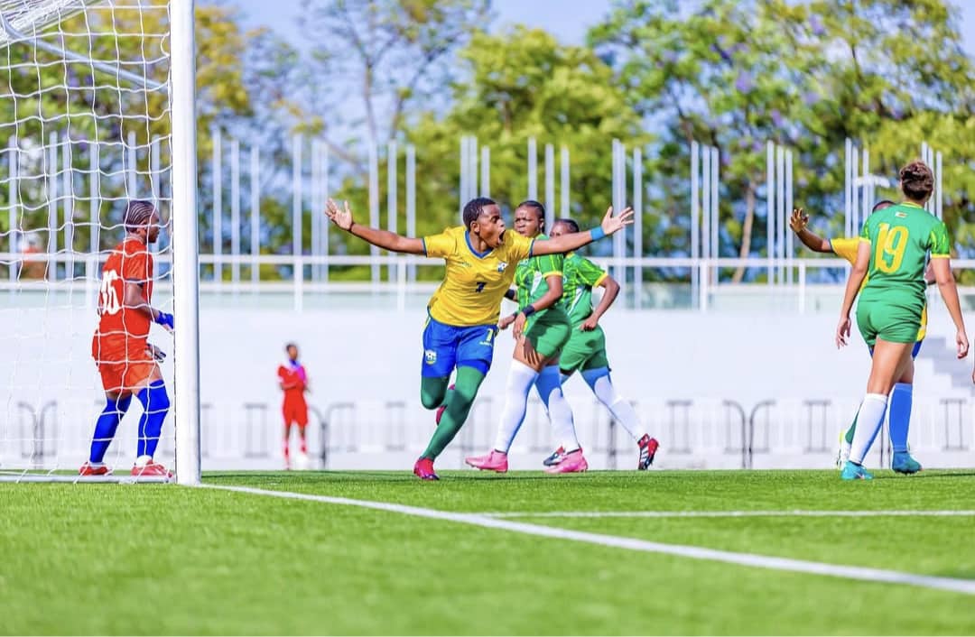 Amavubi y’Abangavu atsinze Zimbabwe 2-1